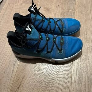 Nike Kobe Mamba Basketball shoes